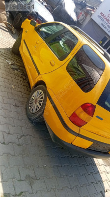 Fiat Palio sol ön kapı