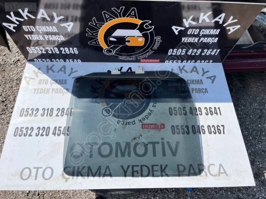 Nissan Skystar Sol Arka Kapı Camı Orjinal Çıkma