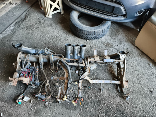 2007 2013 Ford connect göğüs demiri