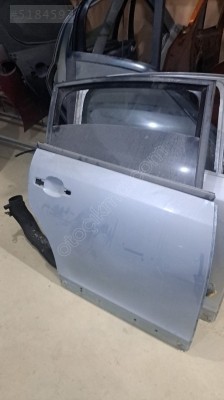 Citroën C 4 sağ arka kapı çıkma
