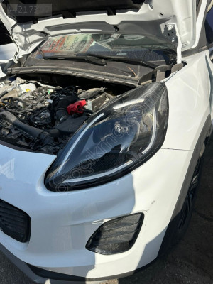 Ford Puma 2024 Çıkma Sol Ön Far