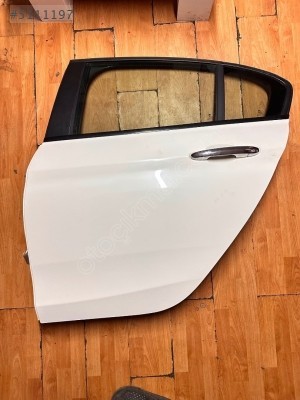 FIAT EGEA ÇIKMA SAĞ ARKA KAPI