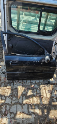 Mitsubishi sağ ön kapı