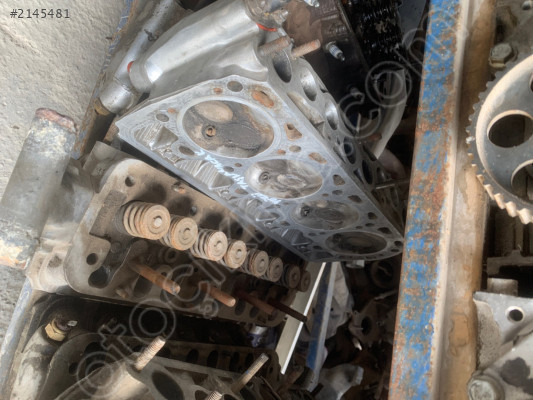 Tofaş kara motor üst kapak