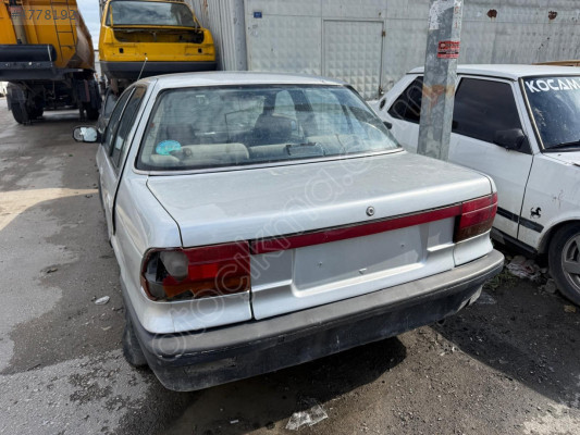 MİTSUBİSHİ LANCER SOL FAR ORJİNAL ÇIKMA 1990 MODEL