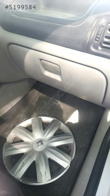 Renault Clio torpido kapagi