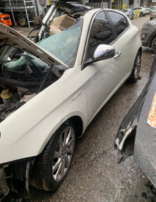 ALFA ROMEO GUİLETTA SOL ÖN KAPI