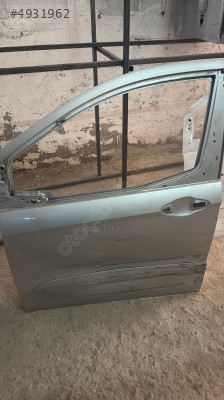 Courier sol ön kapı